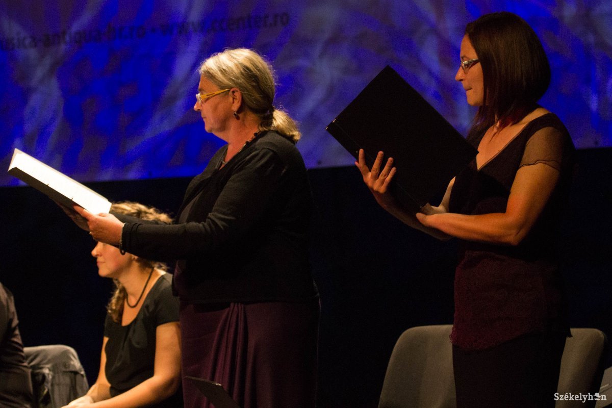 •  Fotó: Albert Orsolya