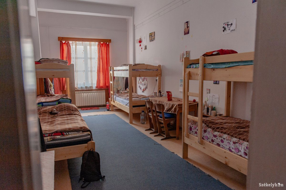 Korszerűbb lakhatási feltételek az iskola kollégiumában &bullet;  Fotó: Gecse Noémi
