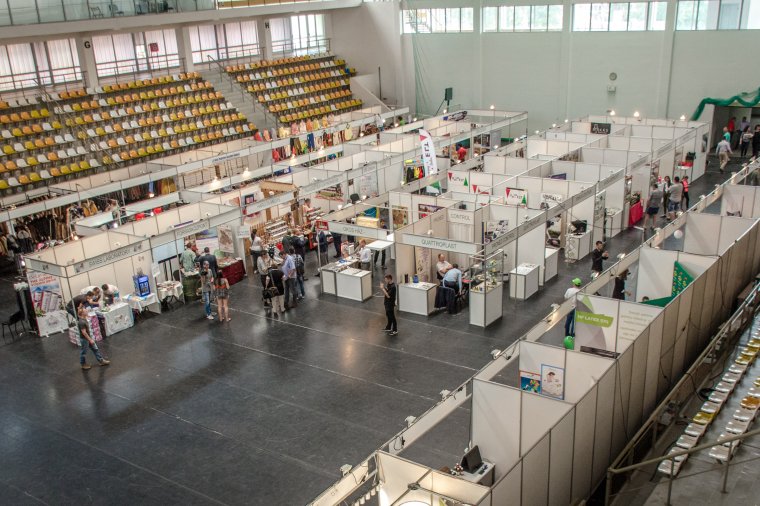 Visszatérők és új kiállítók bő választéka – megnyitotta kapuit a Csík-Expó