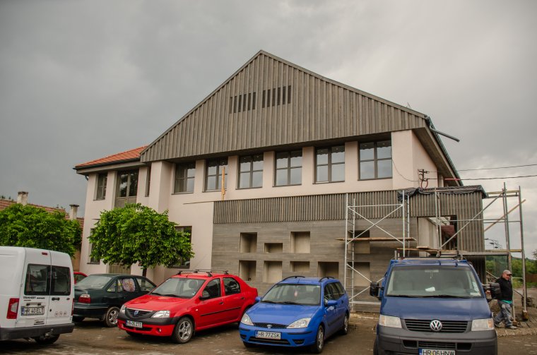 Ilyen is van: a megadott határidő előtt fejezik be a madéfalvi kultúrotthon felújítását