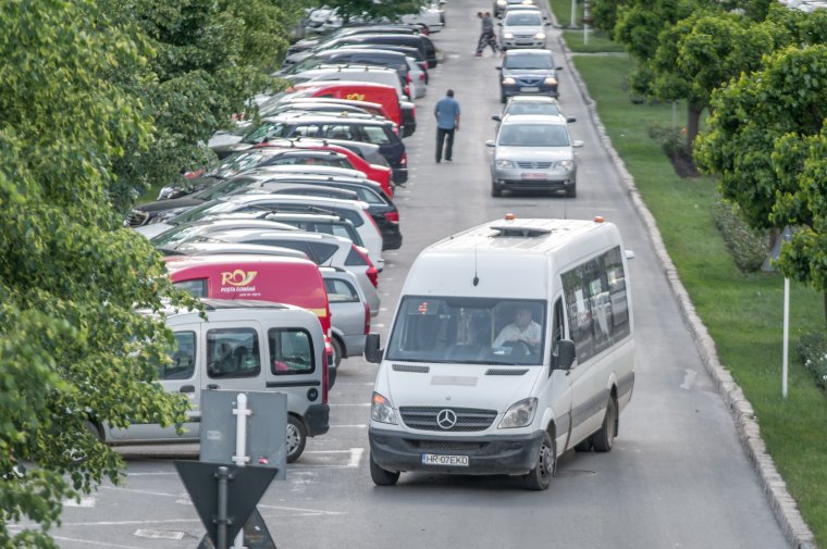 Videokamerákat szerelnek a csíkszeredai autóbuszokba