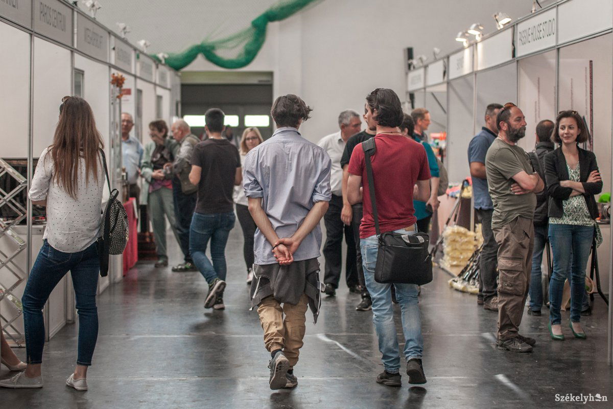 &bullet;  Fotó: Pinti Attila