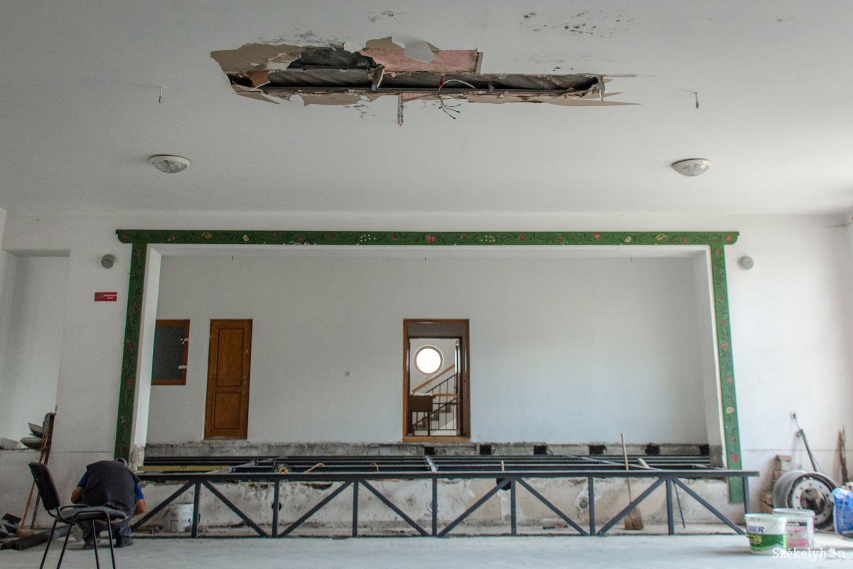 &bullet;  Fotó: Pinti Attila