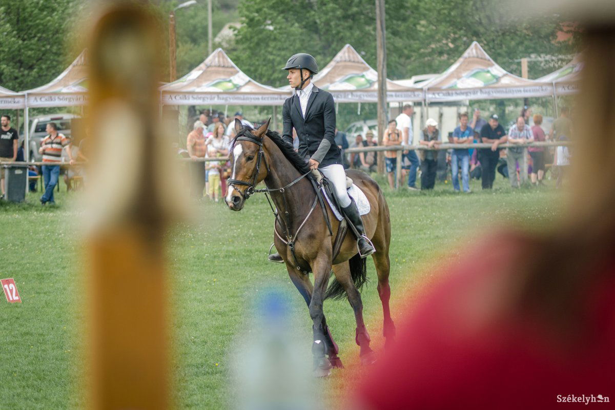 &bullet;  Fotó: Pinti Attila