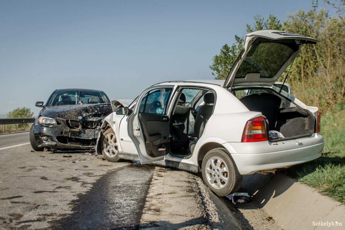 &bullet;  Fotó: Pinti Attila