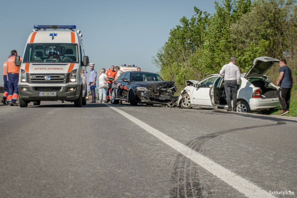 &bullet;  Fotó: Pinti Attila