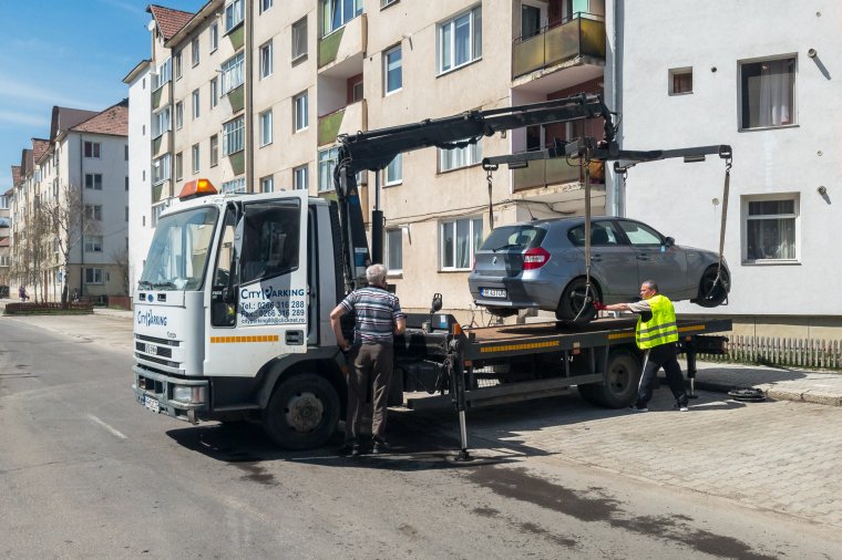 A héten befejezik a tavaszi nagytakarítást Csíkszeredában