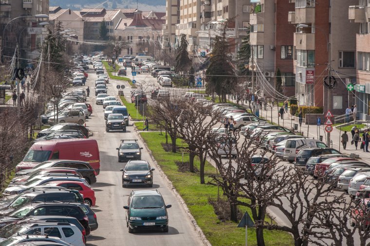 Aki tudja, mikor lesz fizetős parkolás Csíkszeredában, jelentkezzen