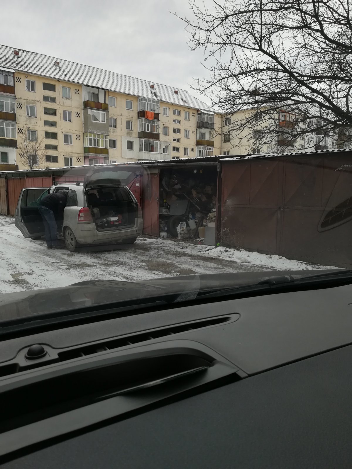Több mint ezer garázst bontattak le, de még mindig ezernél több van a városban •  Fotó: Bardócz László