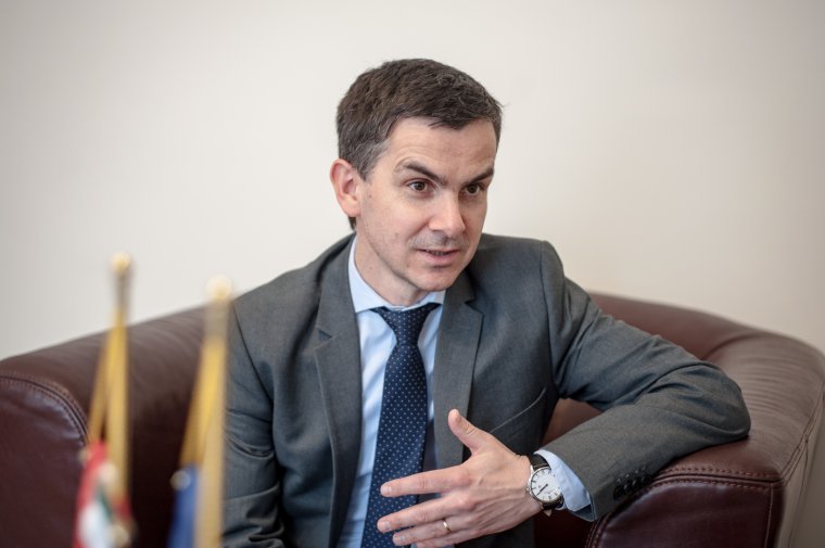 Tóth László főkonzul: nem elég regisztrálni, szavazni is kell