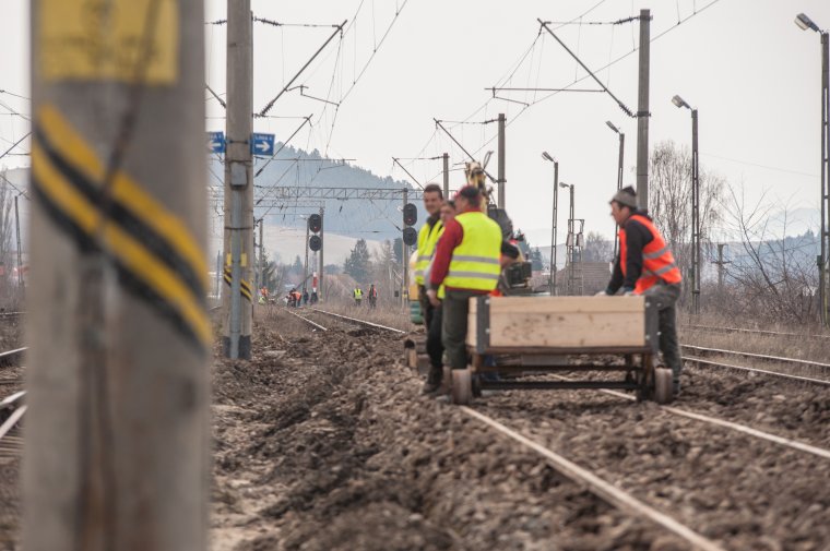 Több mint kétezer elégedetlen vasutas vonult utcára hétfőn Bukarestben