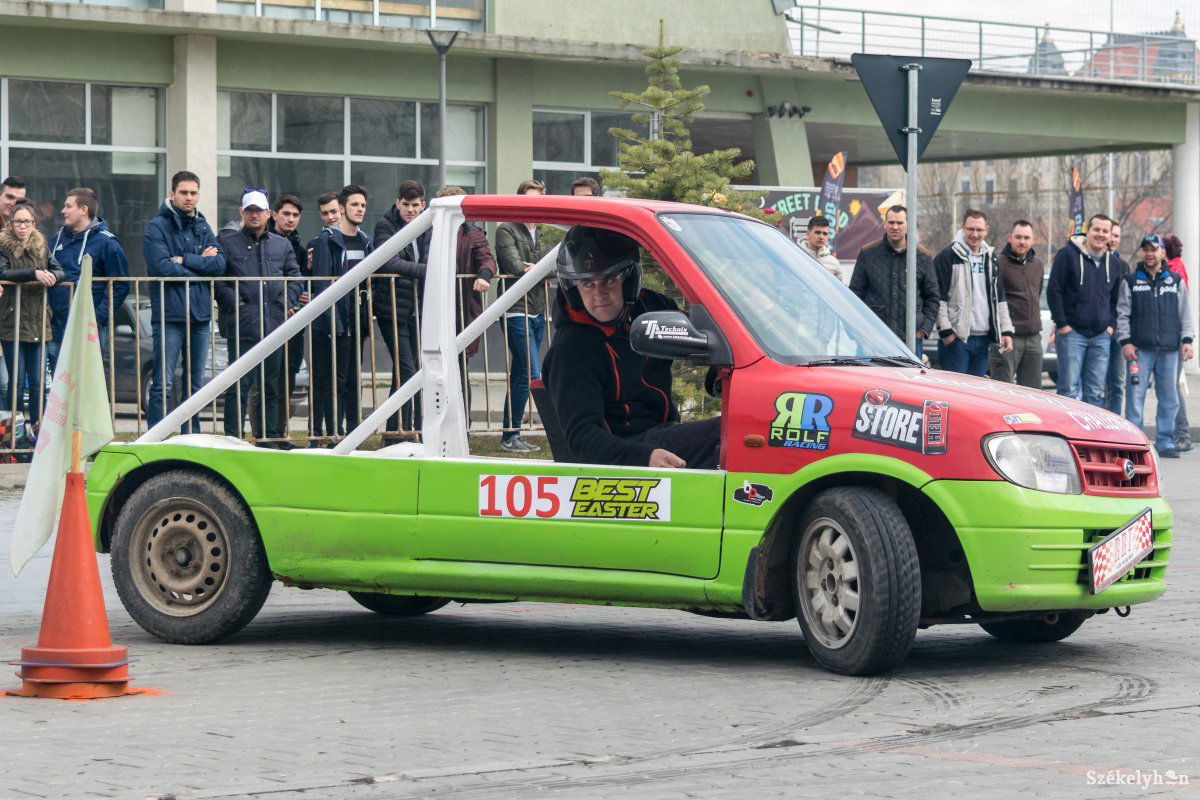 &bullet;  Fotó: Gegő Imre