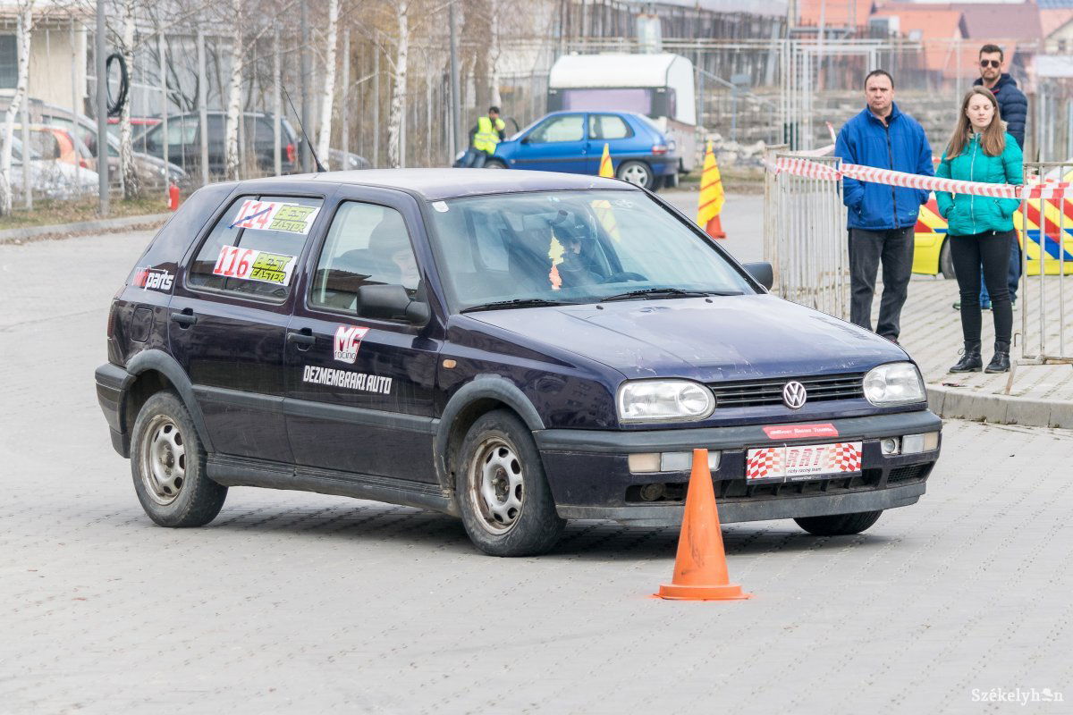 &bullet;  Fotó: Gegő Imre