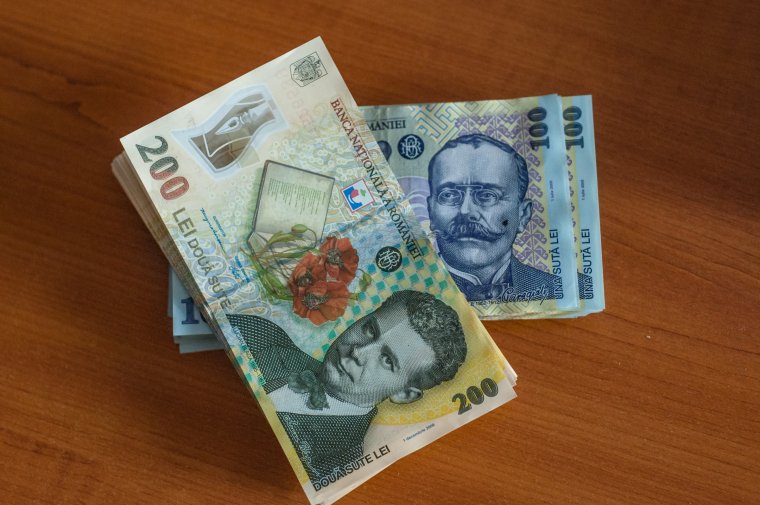 Véget érhet a lej „ámokfutása” – valamelyest erősödött a román fizetőeszköz