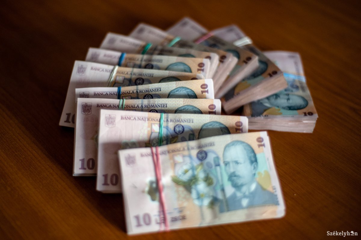 A szeptemberi fizetésekre jelenlegi állás szerint már nem lesz fedezetük. Képünk illusztráció •  Fotó: Gecse Noémi