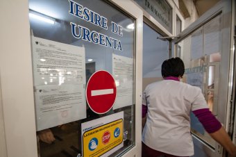 Ismét korlátozzák a látogatást a sürgősségi kórházakban