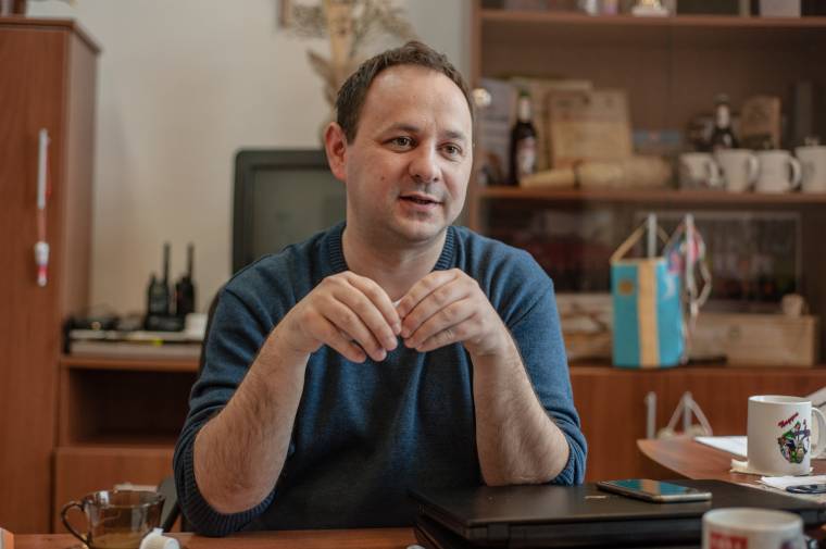 Koronavírus által okozott tüdőgyulladással küzd a csíkszentsimoni polgármester