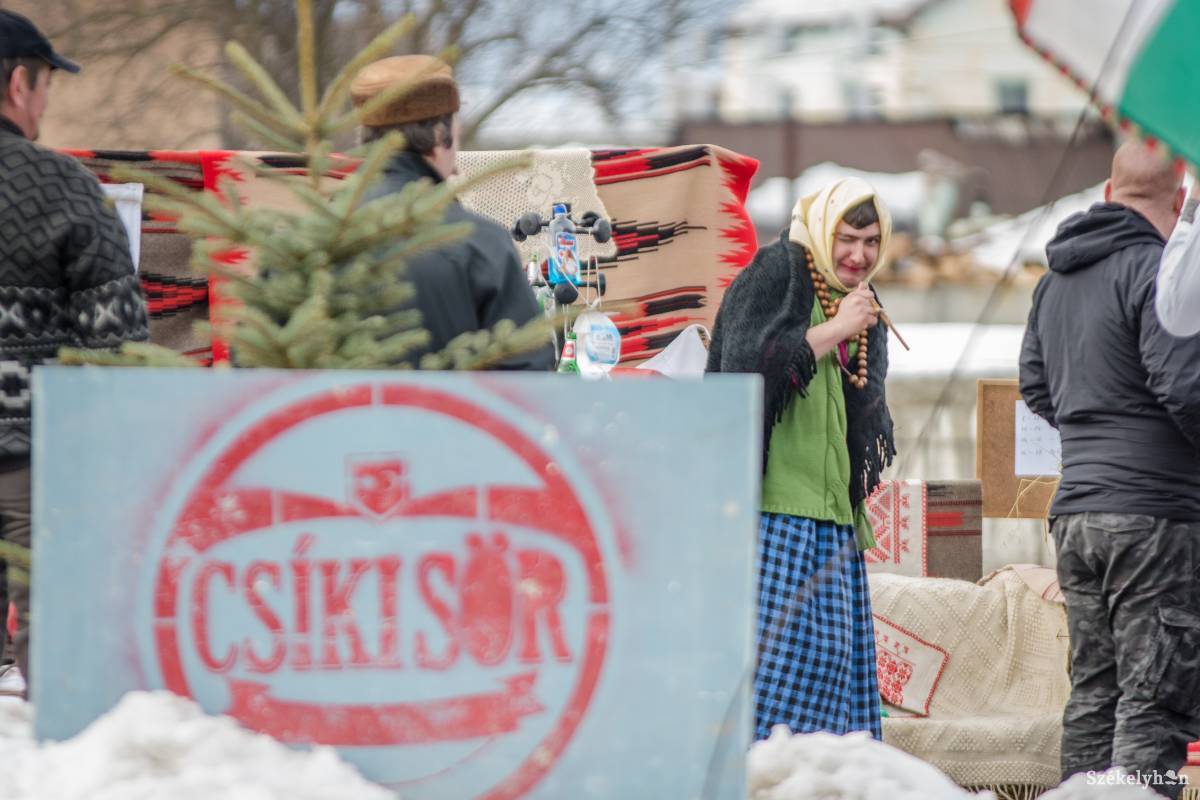 &bullet;  Fotó: Pinti Attila