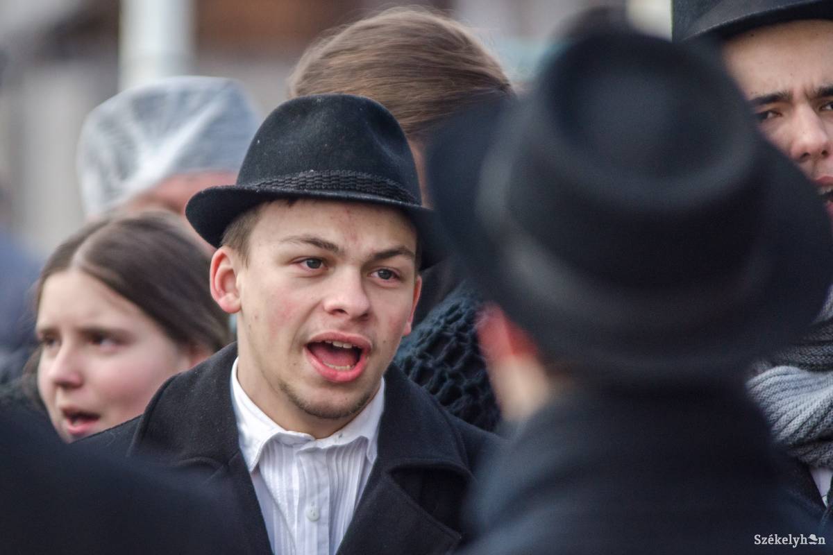 &bullet;  Fotó: Pinti Attila