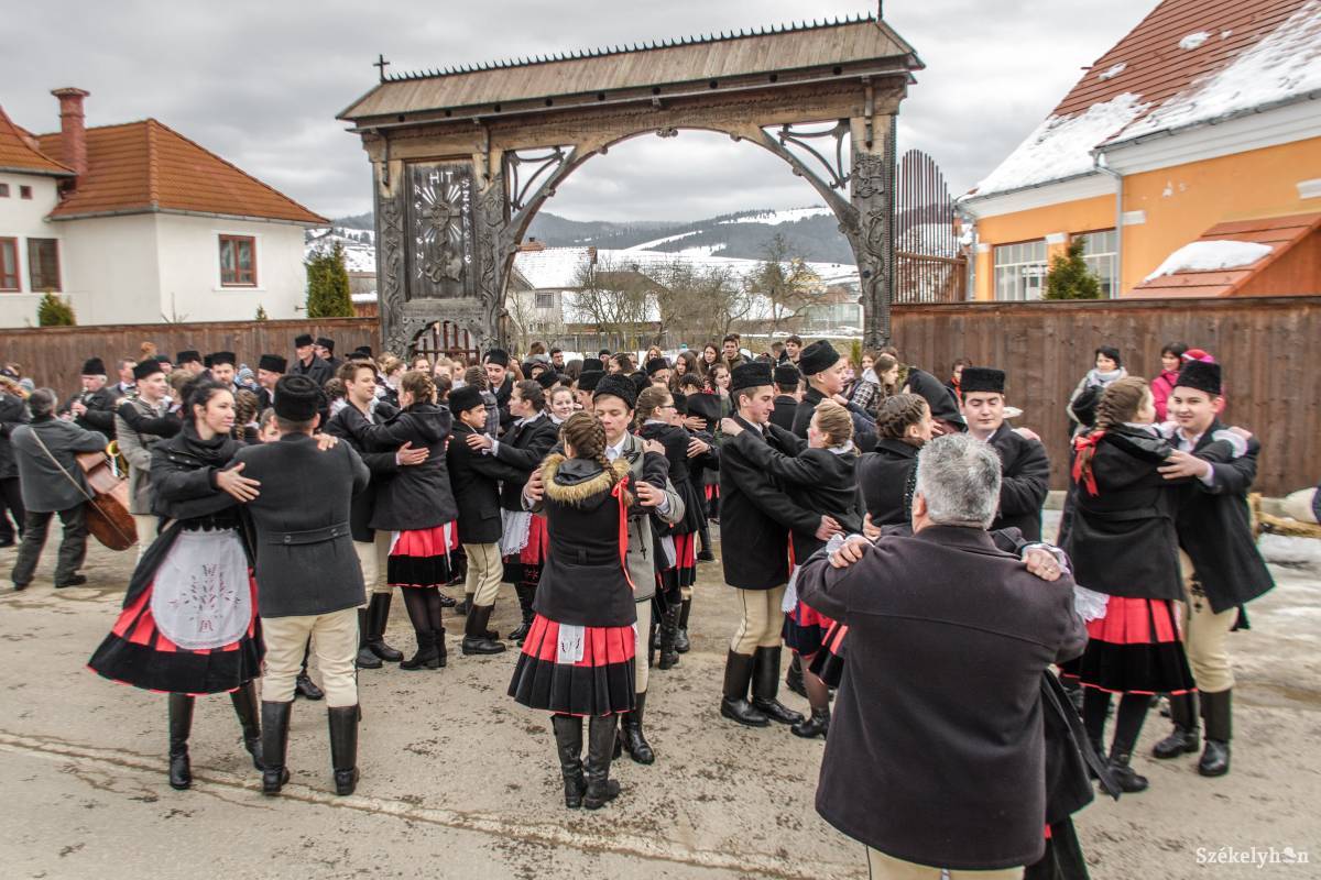 •  Fotó: Pinti Attila