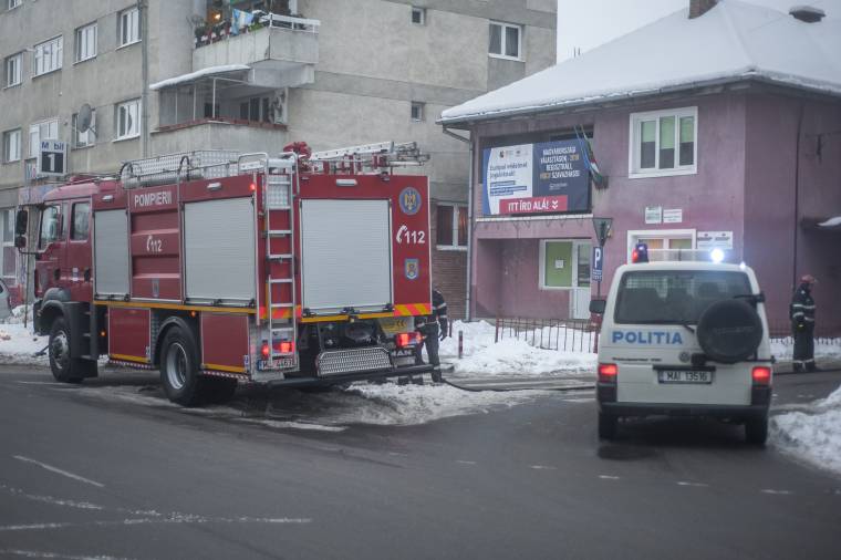 Gáz szivárgott a csíkszeredai RMDSZ-székház mellett