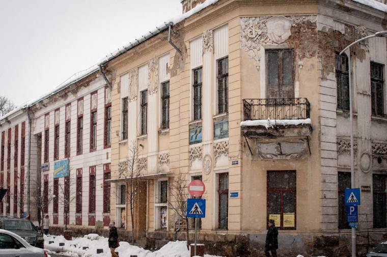 Fiatal vállalkozókat segítő inkubátorház lehet a csíki Vigadó épületében