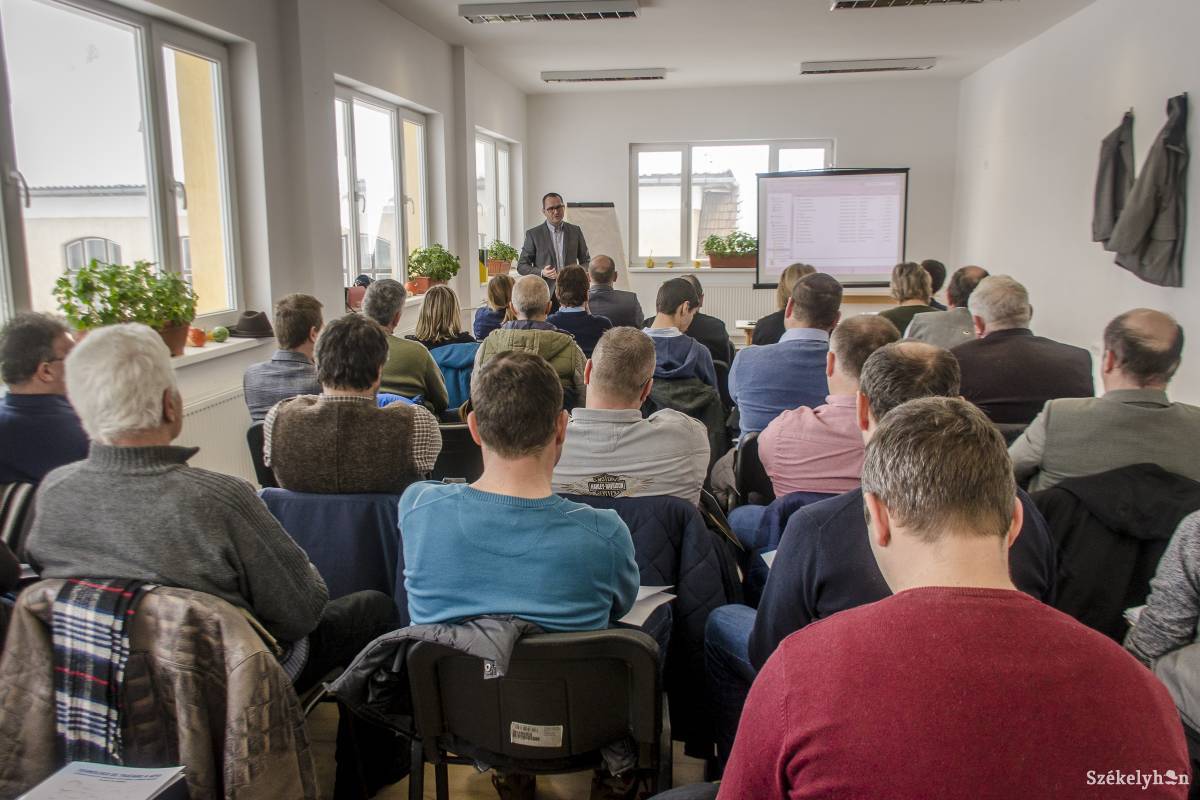 Szakmai fórum Madarason. Szakemberek osztották meg tudásukat, ütköztették nézeteiket •  Fotó: Pinti Attila