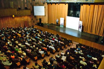 Vészhelyzetekre készítik fel az időseket az Ezüst Akadémia előadásán