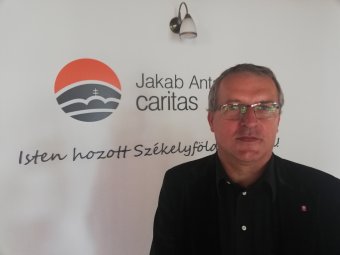Az elesettekért tevékenykedni