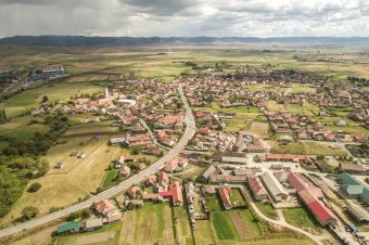 Lefödik az útszéli sáncokat, így lesznek kerékpárutak a községi utcákban