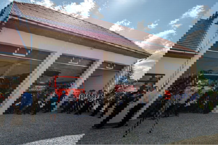 Új tűzoltószertárt avattak Csíkszentdomokoson