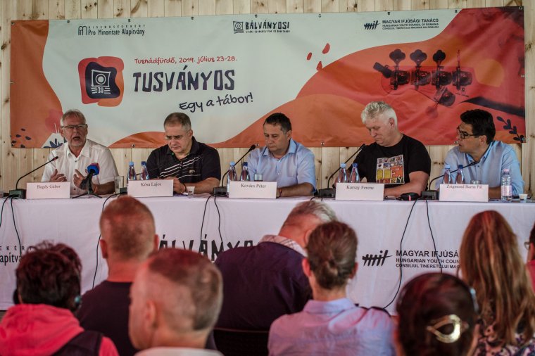 Kósa Lajos Tusványoson: amit a magyarországi ellenzék képvisel, az ostobaság