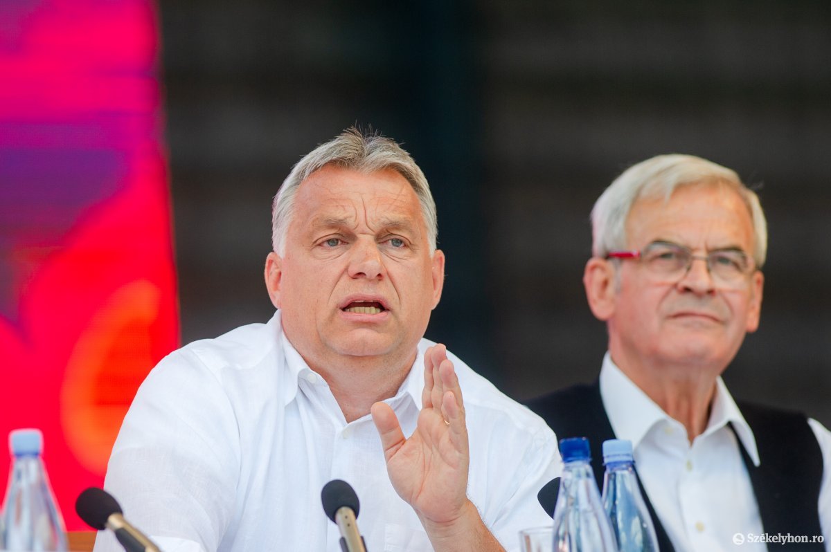Orbán Viktor kormányfő a Tusványos 2019-es kiadásán Tőkés László társaságában adott elő •  Fotó: Beliczay László