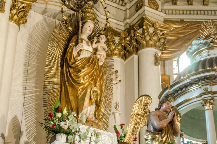 „A Szentlélek száll le rád” – Albert Leander templomigazgató ünnepi gondolatai