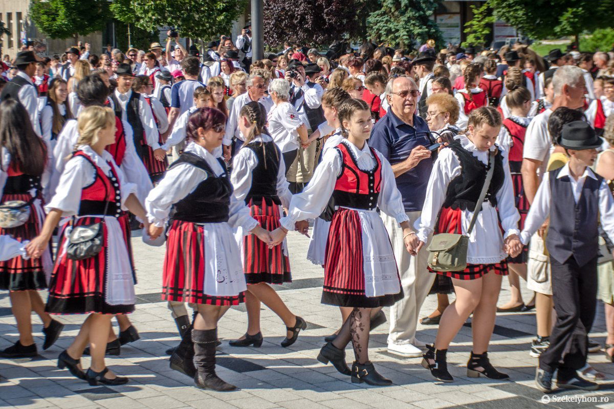 •  Fotó: Pinti Attila