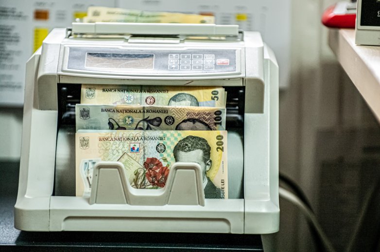 Megdöbbentő számok a nyilvánosságra hozott különnyugdíjaknál