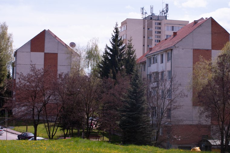 Újabb tömbház-hőszigetelések Csíkszeredában