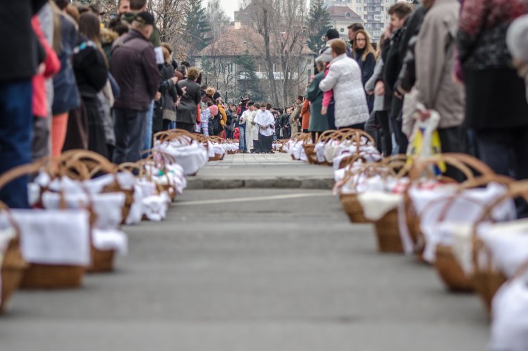 Rendhagyó lesz idén a csíkszeredai ételszentelés