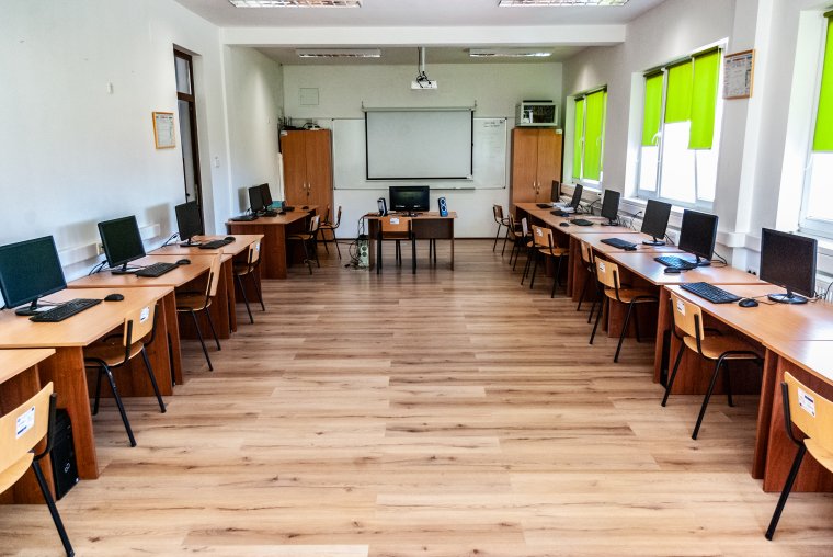 A képzés a kulcsszó a nemzetközileg is elismert román informatikai ágazatban