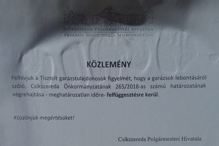 Nem függesztik fel a garázsok lebontását előíró rendelkezéseket