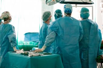 Külföldi kezelések hazai egészségbiztosítással – vannak járható utak