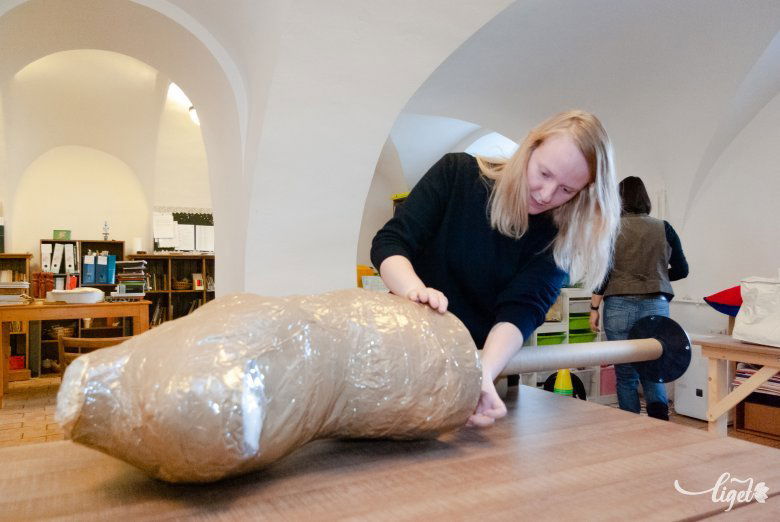 Saját próbababákat is készítettek •  Fotó: Gábos Albin