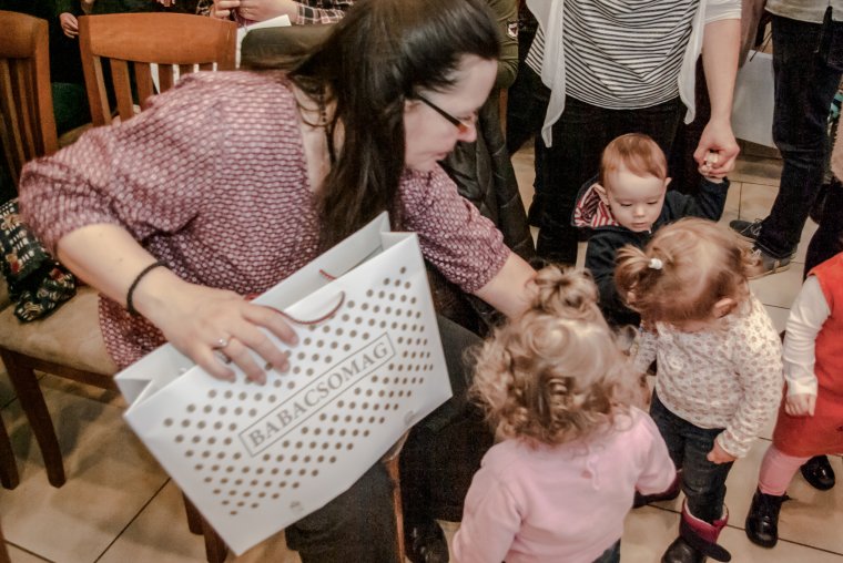 Továbbra is népszerű a külhoni magyarok körében a Köldökzsinór-program, Erdély élen jár