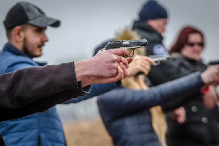 Ismét összemérték ügyességüket az újságírók a zsögödi lőtéren