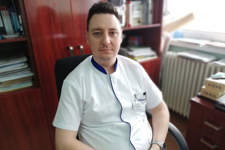 Csökkenő várólisták – új onkológusa van a csíkszeredai kórháznak