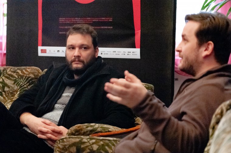 Nyolc gyilkos, egy gyilkosság Akunyin Sirályában