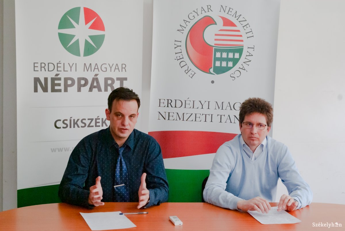 Tőke Ervin és Tiboldi László. Részvételre szólít az EMNP és az EMNT a Székely Szabadság Napjára •  Fotó: Gábos Albin