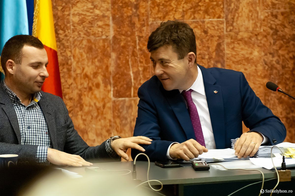 Bíró Barna Botond és Borboly Csaba. Archív •  Fotó: Gábos Albin