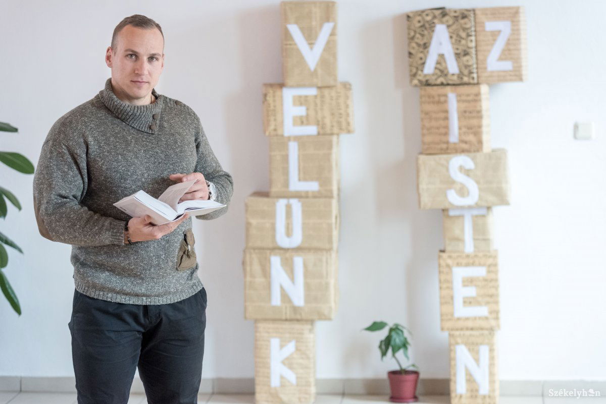 Nagy Hunor: sok embernek tudok bizonyságot tenni a hitemről •  Fotó: Veres Nándor