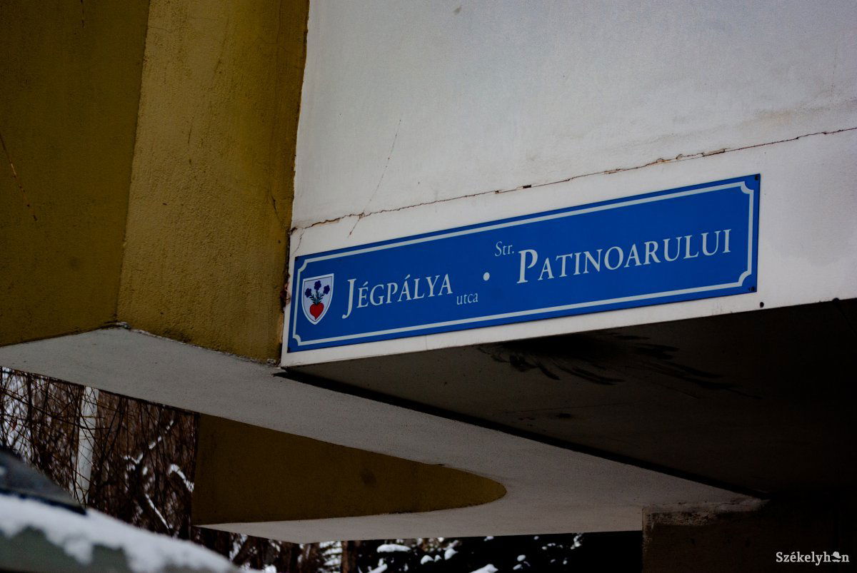 Sok lopást vagy lopási kísérletet jeleztek a csíkszeredai Jégpálya lakótelepről &bullet;  Fotó: Gábos Albin